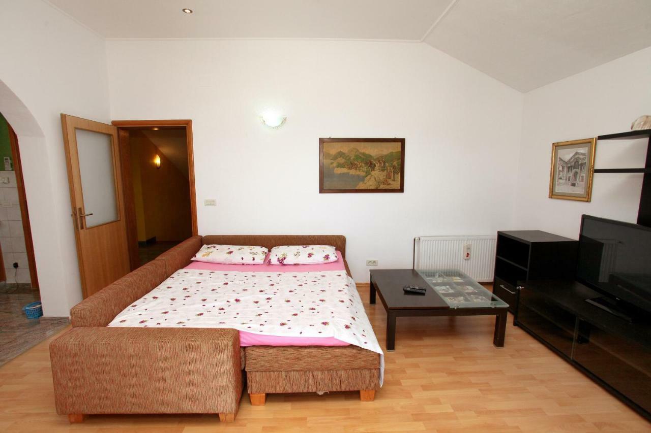 Apartman Dinka Trogir Luaran gambar
