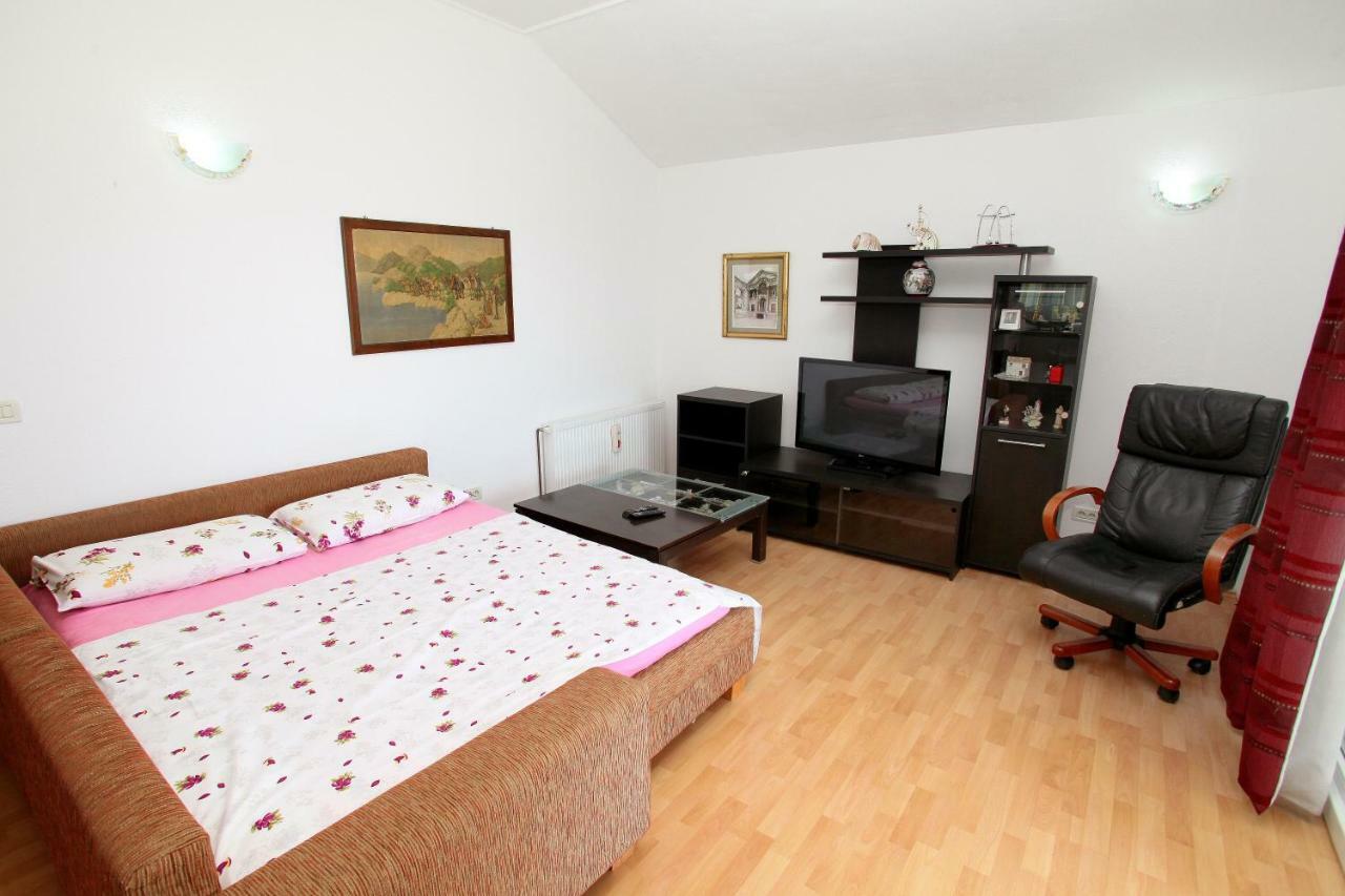 Apartman Dinka Trogir Luaran gambar